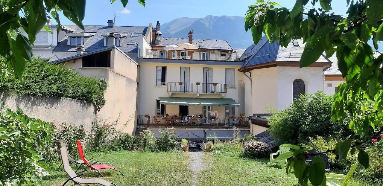 Chambres D'Hotes Nilautpala Dreams Saint-Jean-de-Maurienne Bed and breakfast